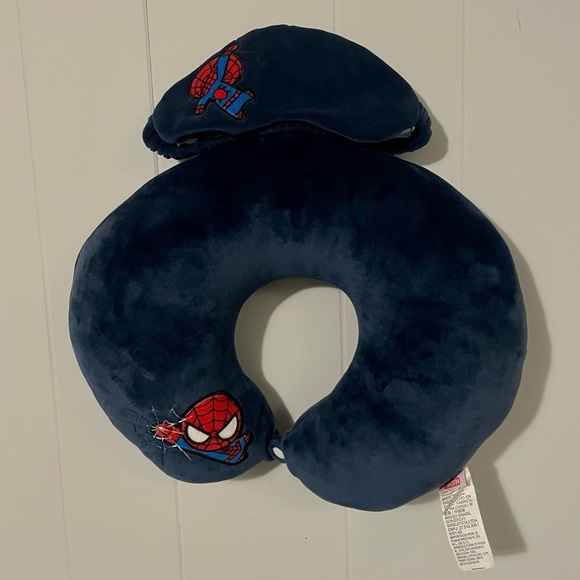 Marvel Accessories Spiderman Neck Travel Pillow With Sleeping Mask